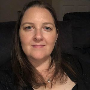 Meet your Posher, Karine